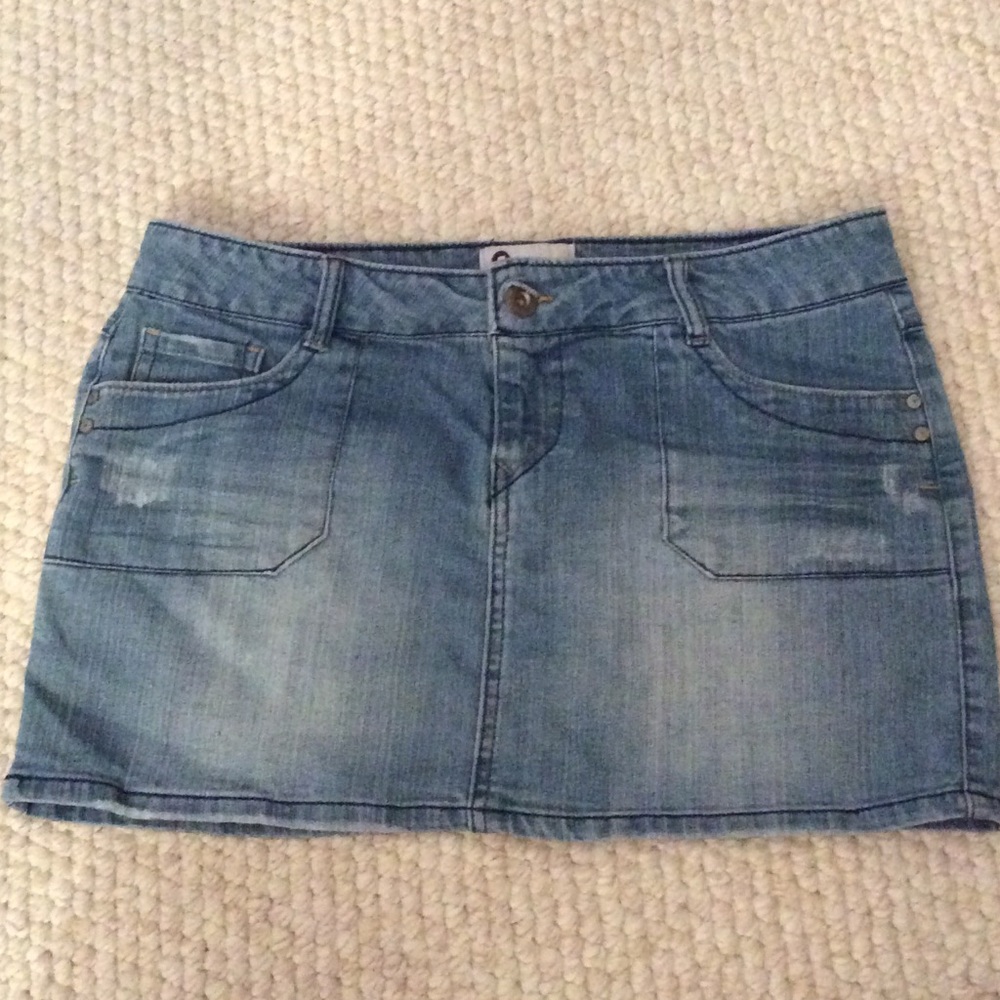 Denim skirt